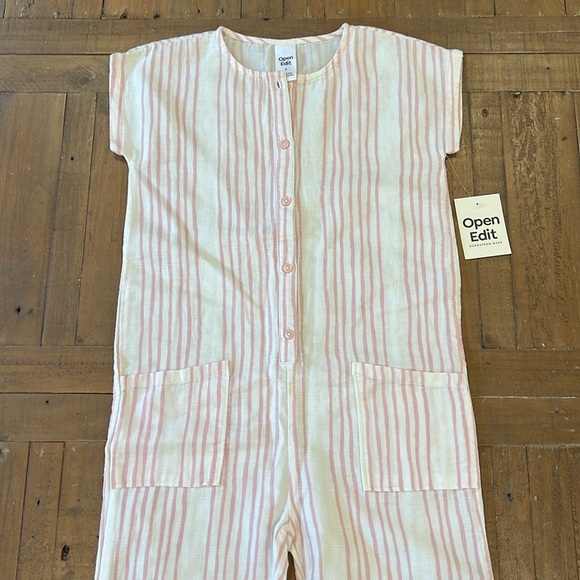 Open edit pink stripe cropped romper NWT - Picture 3 of 6